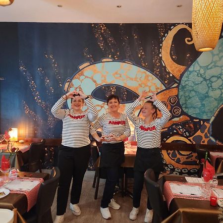 Les Enfants Terribles Hotel Villeneuve-les-Beziers Ngoại thất bức ảnh